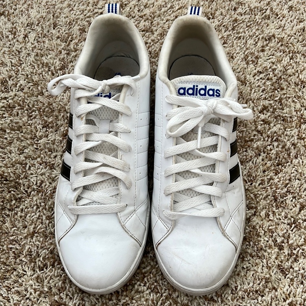 Adidas men’s 10.5 athletic shoes